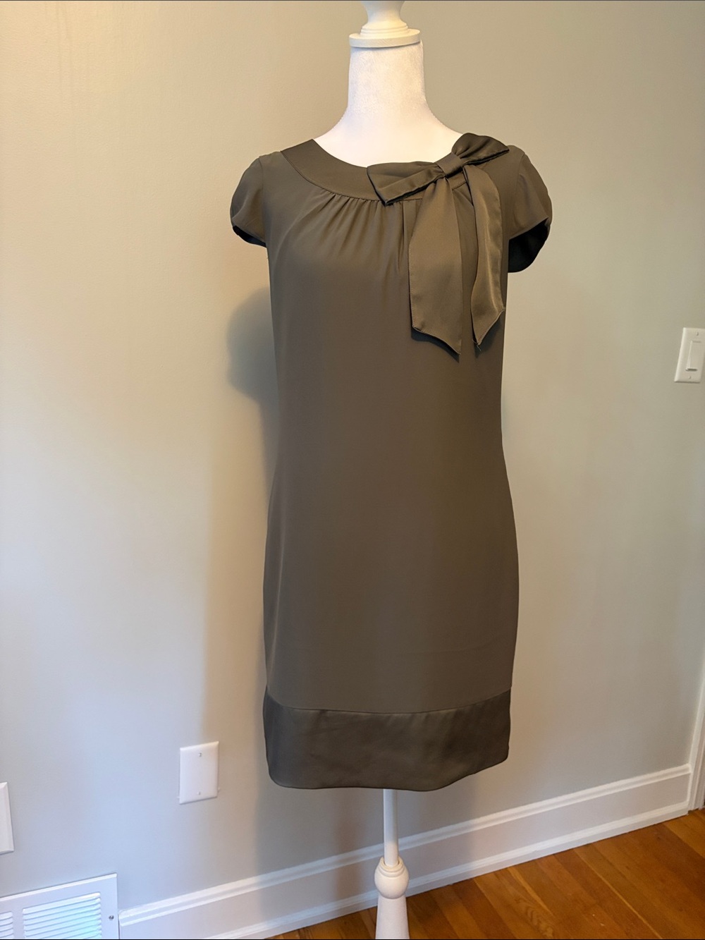 H&M Gray Bow-Trim Cap-Sleeve Mini Dress
